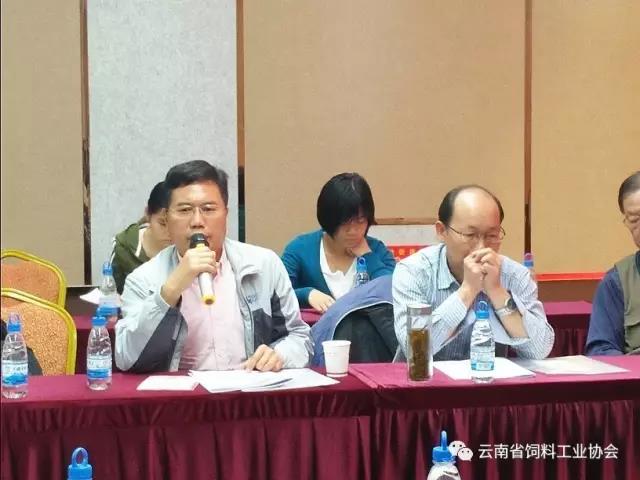 云南省饲料工业协会2017年度理事会在昆明召开04.jpg